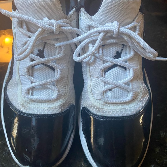 Air Jordan 11 CMFT Low V2 - Picture 11 of 12